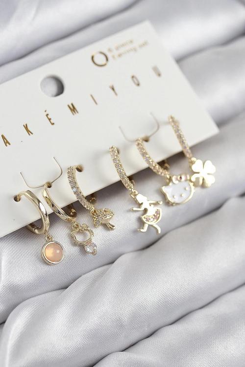 BFS Pirinç Zirkon Taşlı Hello Kity Ve Yonca Model Gold Renk 6'lı Küpe Set
