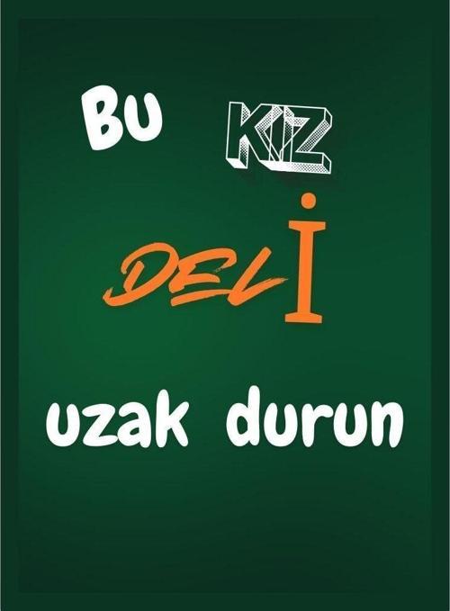 Bu Kız Deli Uzak Durun Ahşap Retro Vintage Poster