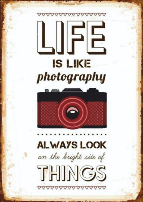 Life Is Like Photography Yazılı Fotoğraf Makinesi Temalı Ahşap Retro Poster Tablo