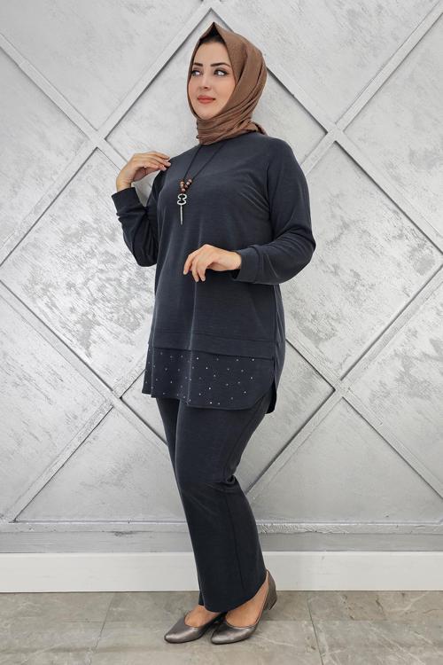 KADIN KOLYE VE TAŞ DETAYLI TESETTÜR TAKIM