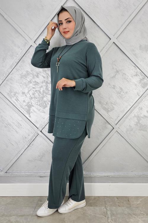 KADIN KOLYE VE TAŞ DETAYLI TESETTÜR TAKIM