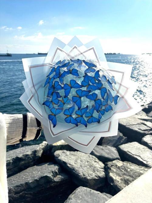 Led Işıklı Kelebek Buketi, Mavi Kelebekli Buket