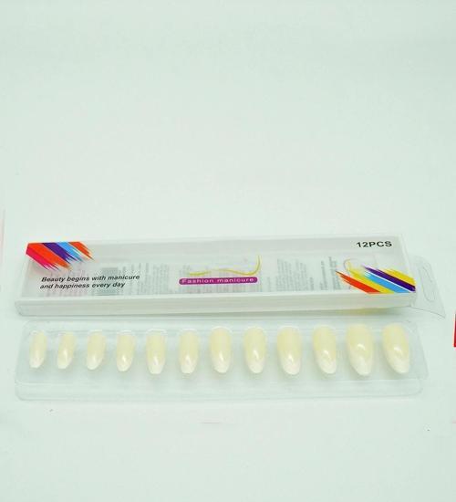 12 Adet Badem Tırnak Tak Ve Çık Kendinden Yapışkanlı Takma Tırnak Krem