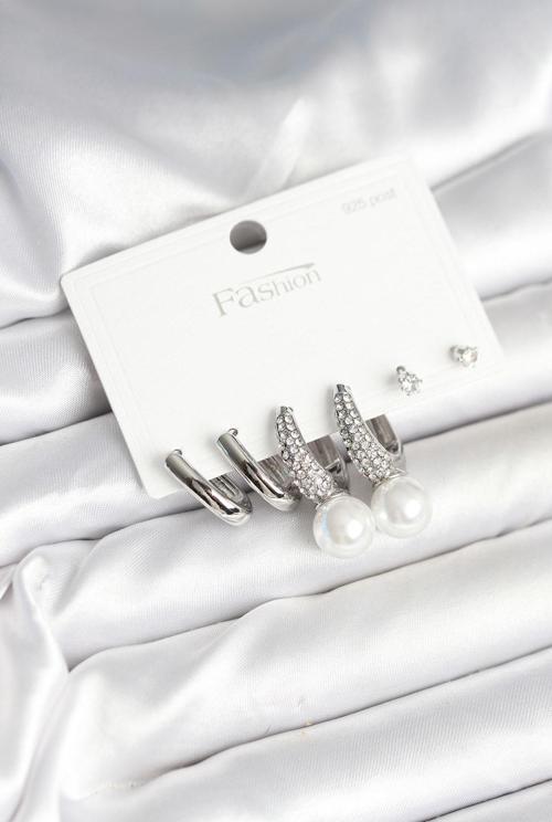 Zarif Kulaklar için Silver Pirinç İncili 925 Silver Çivili Kadın Küpe Seti