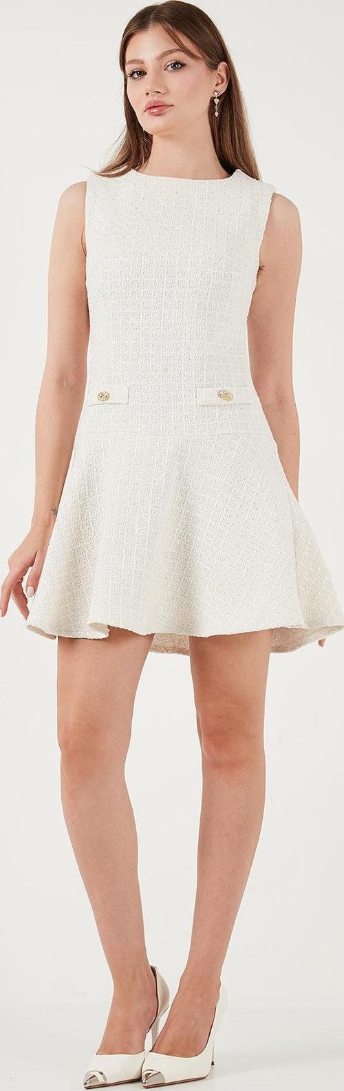 Pamuklu Regular Fit Bisiklet Yaka Düğme Detaylı A Kesim Mini Bayan Elbise 6525687 EKRU