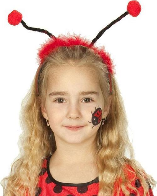 Gösteriler İçin Uğur Böceği Tacı