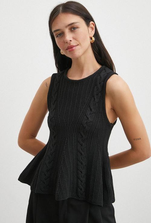 Burgu Örgü Kolsuz Triko Siyah