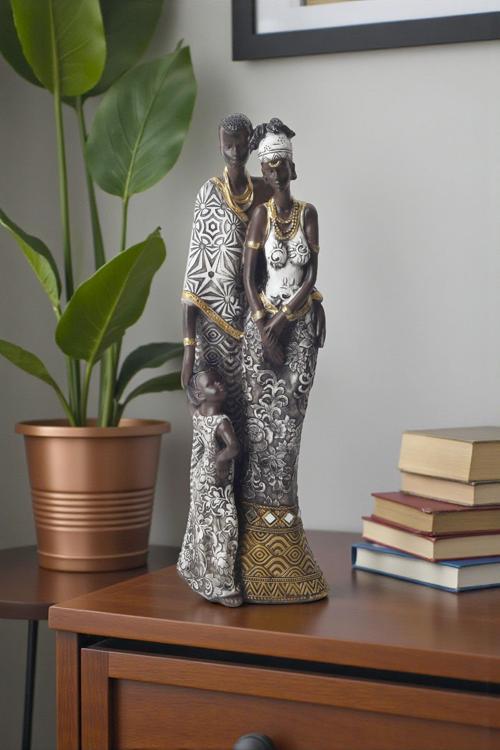 Lüks İşlemeli Geleneksel Yerel Kıyafetli Afrikalı Aile Heykeli Dekoratif Biblo Ev Ofis Hediyesi Mdl3