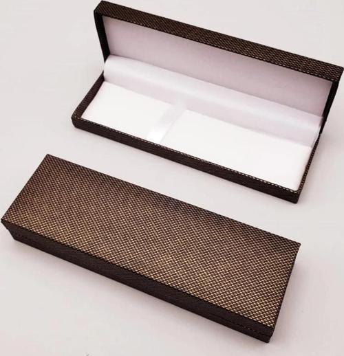 Kahverengi Kalem Kutusu