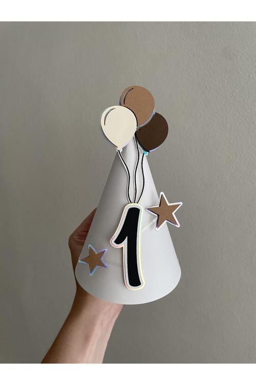 Krem Kahve Kişiye Özel Parti Şapkası | 1 Yaş Doğum Günü Karton Şapka | El Yapımı Baby Party Hat