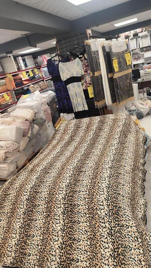 Safari Çift Kişilik Ultra Yumuşak Embos Vizon Battaniye (200x240)-Leopar Bej