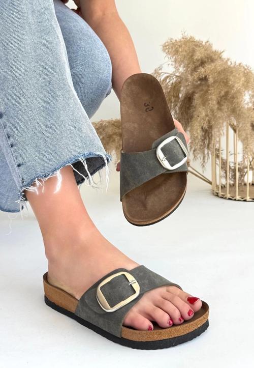 Zooy Yeşil Nubuk Terlik