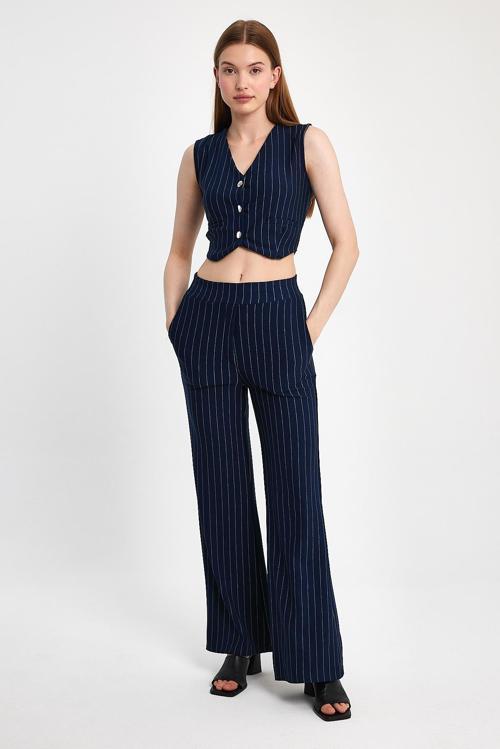 Çizgili Yelekli Pantolon Takım