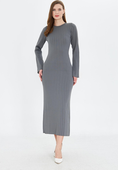 Bisiklet Yaka Standart Beden Fitilli Görünümlü Fit Kesim Uzun Elbise