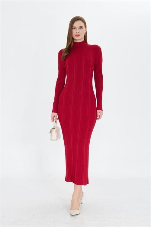 Yarım Balıkçı Yaka Standart Beden Fitilli Görünümlü Fit Kesim Uzun Elbise