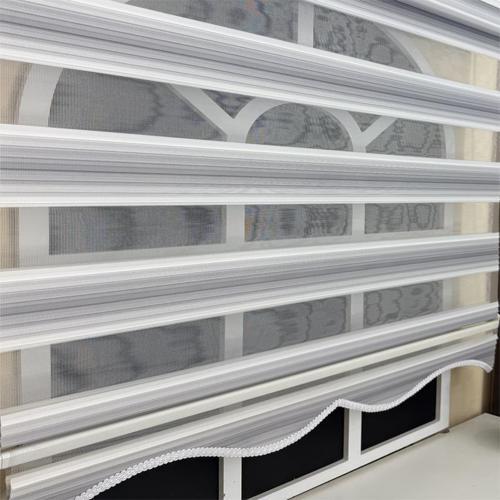 Gri Renk Geçişli Zebra Stor Perde (Etek Dilimli)