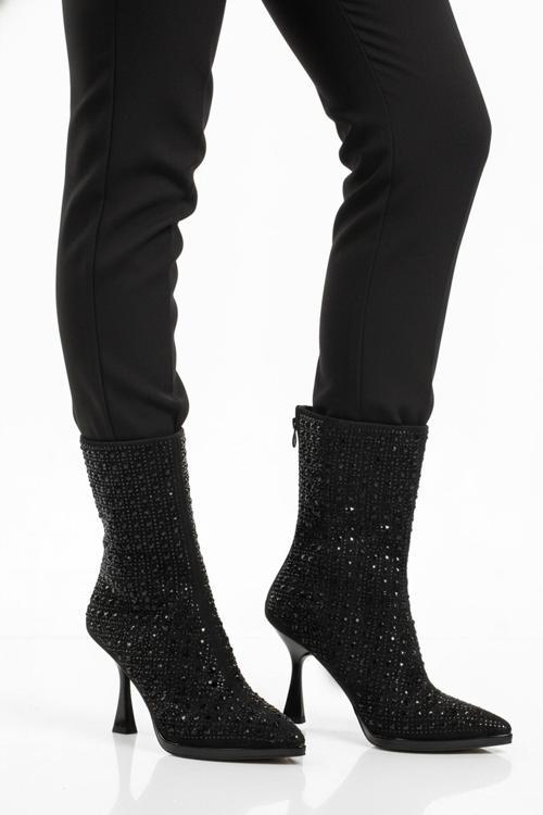 Siyah Taş İşlemeli İnce Topuklu İçi Kürklü Kadın Çizme 671131 Z