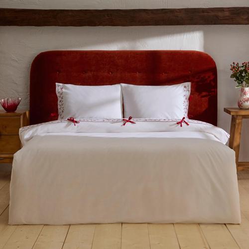 Calia %100 Pamuk Nakışlı Çift Kişilik Nevresim Takımı Beyaz