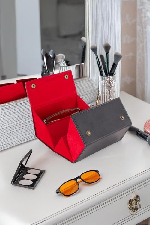 5'li Katlanabilir Deri Gözlük Saklama ve Taşıma Kutusu