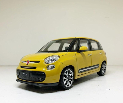 1.24 Ölçek Marka Lisanslı Fiat 500L Sarı Renk Diecast Model Metal Araba