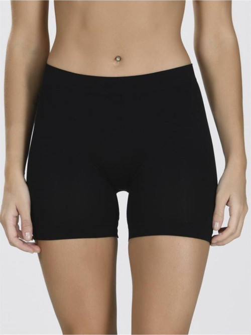 Kadın Siyah Dikişsiz Toparlayıcı Esnek Külot Şort Siyah M
