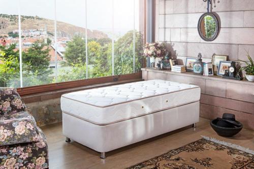 Pigas Tek kişilik Ort Yatak 120x200