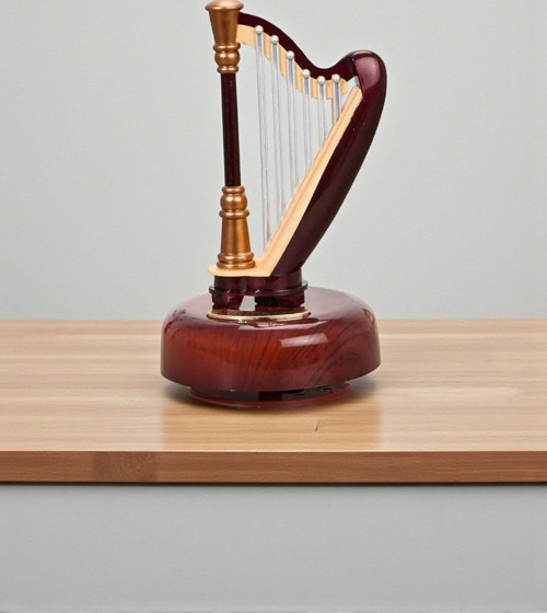 Klasik Arp Tasarımlı Müzik Kutusu – Zarafet ve Melodinin Buluştuğu Dekoratif Hediye