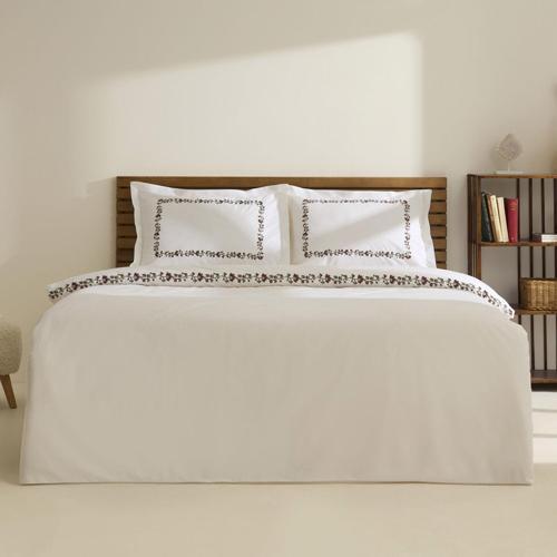 Merlith Çift Kişilik Nevresim Takımı Beyaz