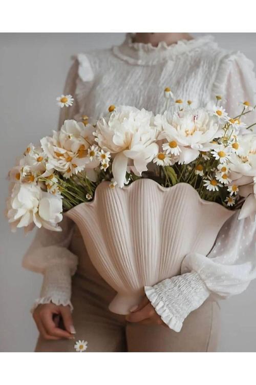 İstiridye Vazo Beyaz Büyük