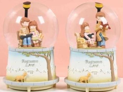 SONBAHAR SEVGILI KAR KÜRESI BÜYÜK BOY