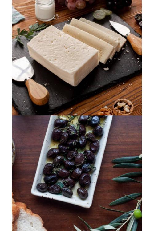 İzmir Tulum Peyniri (İnek-1Kg) +Lüx Siyah Zeytin 1Kg.