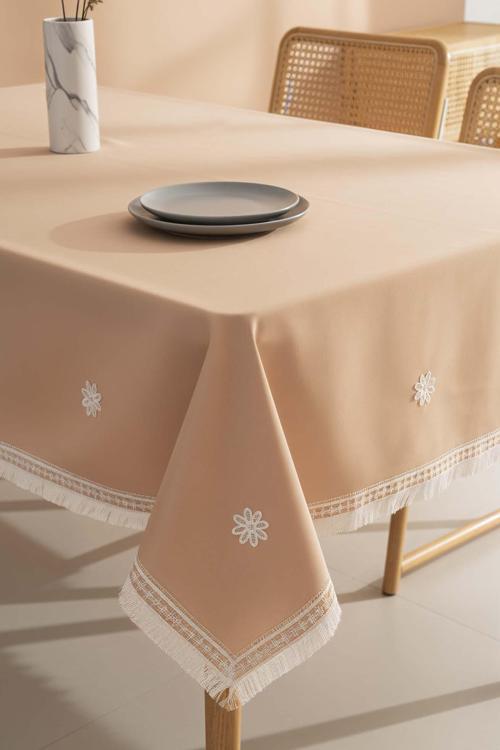 Silvio Somon Güpür Çiçekli Masa Örtüsü 160x220 cm