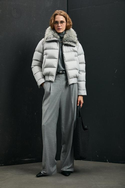 Kapitoneli Relaxed Tüylü Yaka Fit Bayan Mont 122120041 GRİ