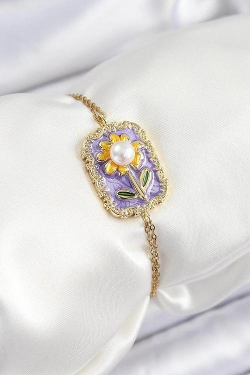 BFS 316L Çelik Zincir Mor Mineli Sanatsal Portre İnci Detaylı Papatya Model Gold Renk Kadın Bileklik