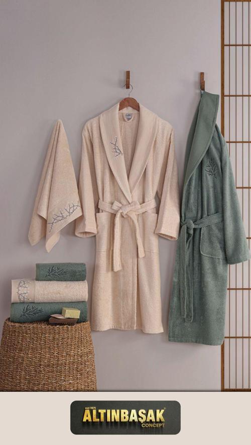 3D Nakışlı Bambu Aile Bornoz Seti ( %40 Bambu lifi içerir )