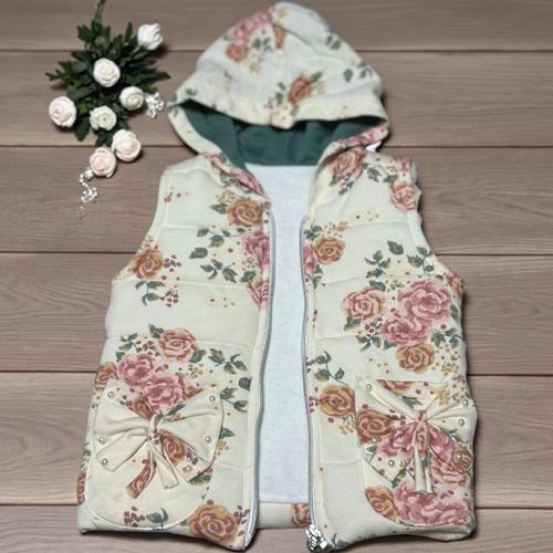 GÜL BASKILI KAPÜŞONLU YELEK - Ekru - 2 Yaş Ekru