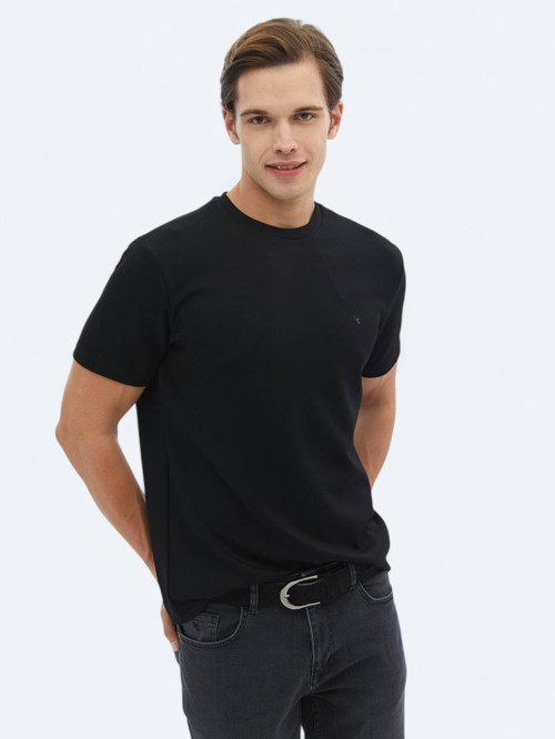 Siyah Düz Bisiklet Yaka T-Shirt