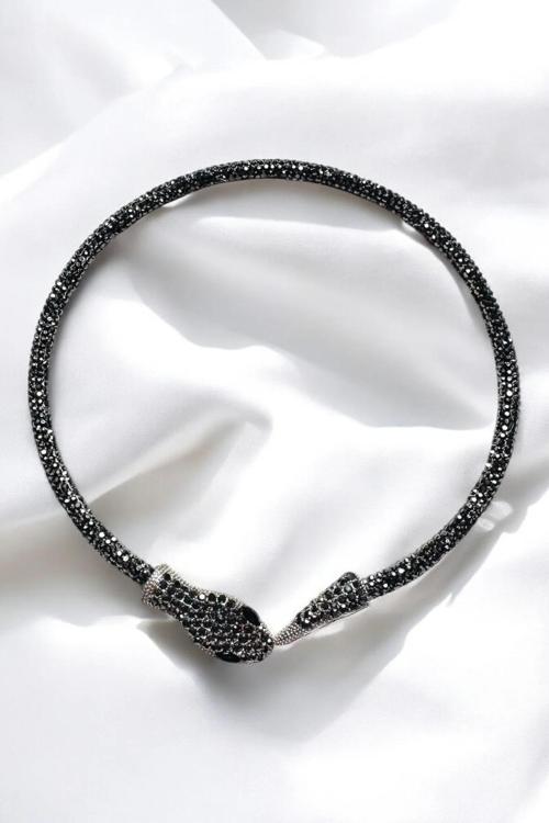 METALİZE CHOKER TAŞLI YILAN TASMA KOLYE