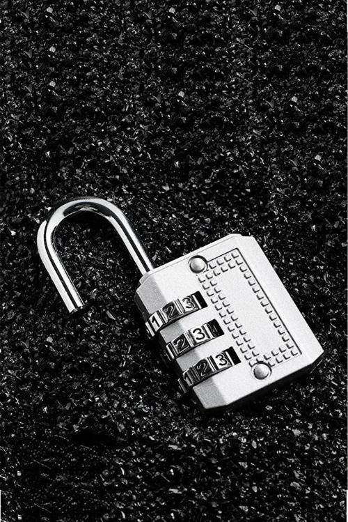 Uzun Ömürlü Dayanıklı Kaliteli Şifreli Asma Kilit 25mm