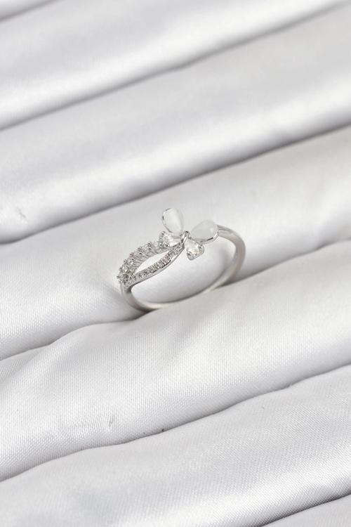 BFS Pirinç Gümüş Renk Kelebek Zirkon Taşlı Kadın Yüzük