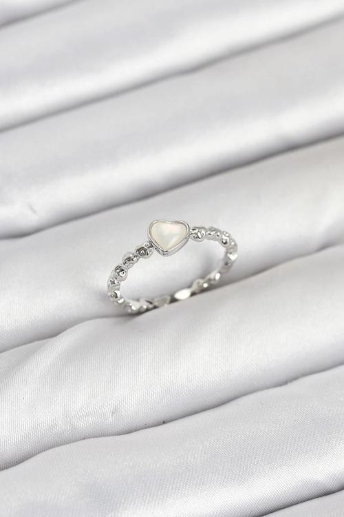 BFS Pirinç Gümüş Renk Kalpli Model Kadın Yüzük