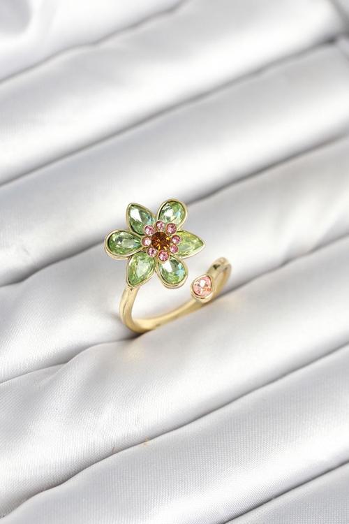 Zarif Parmaklar için Golden Pirinç Çiçek Stil Yeşil Kadın Yüzük