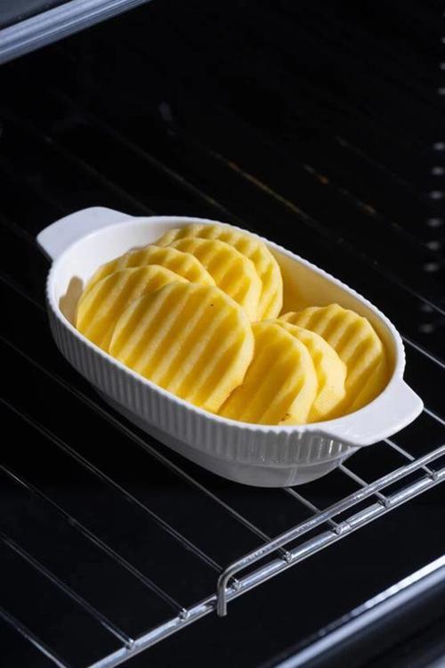 JEA7377 Nova Beyaz Porselen Oval Fırın Kabı 19 cm