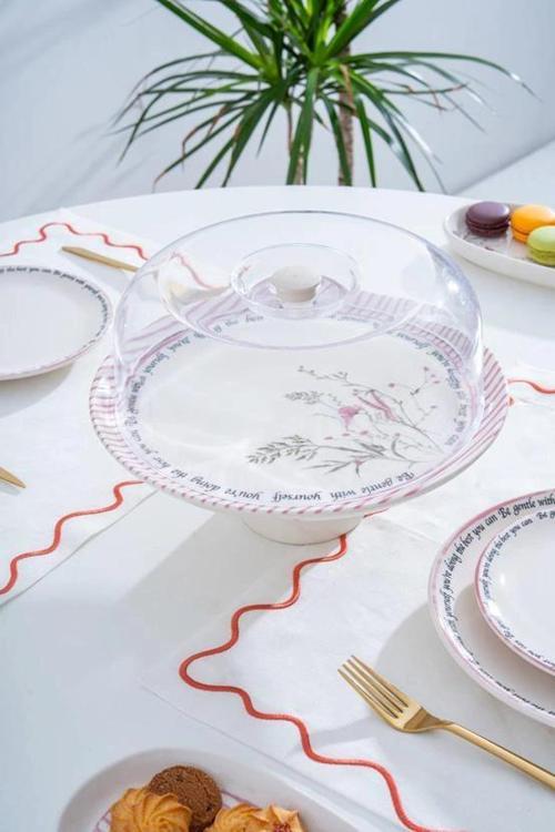 HCA9090 Laila Desenli Ayaklı Kek Fanusu 30 cm