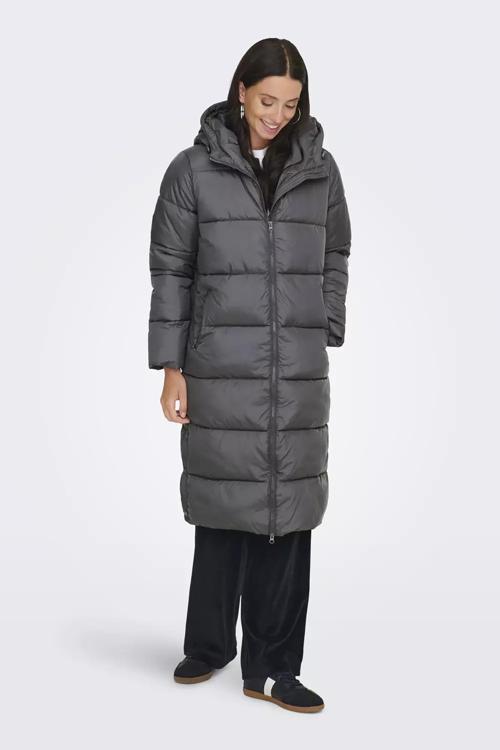 Kadın Onlmontana Kapüşonlu Uzun Şişme Mont 15226559 Gri