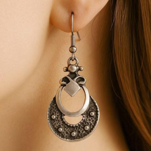 Nostaljik Motif Şekilli Kadın Küpe Çift Adet Gümüş Kaplama El Yapımı Küpe