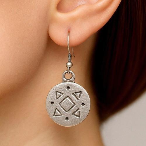 Kare Üçgen Şekilli Kadın Küpe Çift Adet Gümüş Kaplama El Yapımı Küpe