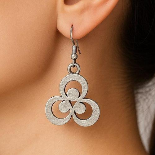 Üç Halkalı Geometrik Şekilli Kadın Küpe Çift Adet Gümüş Kaplama El Yapımı Küpe