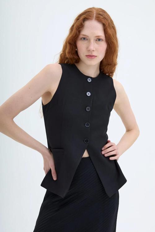 Önü Düğmeli Kadın Yelek