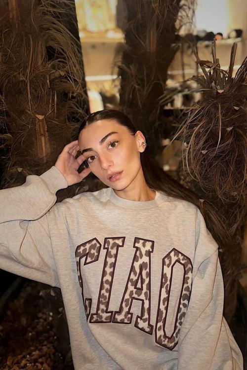 Nakış Detaylı Kadın Sweatshirt 26KSWT00855